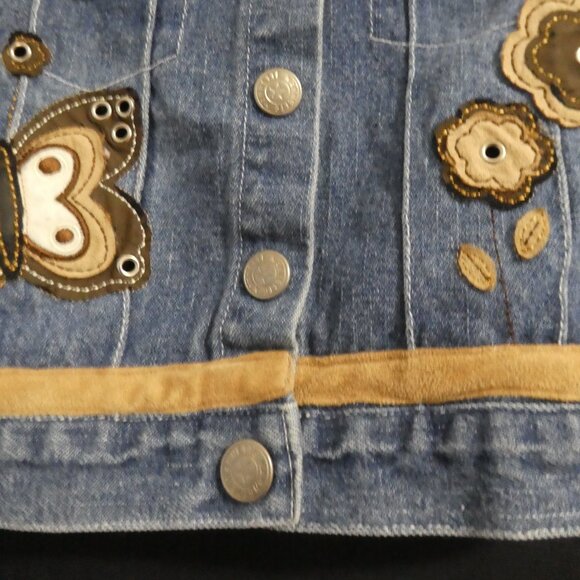 NANETTE | 12 months | Snap Button Closure Denim Jacket W/ Butterfly & Flowers - Picture 9 of 16